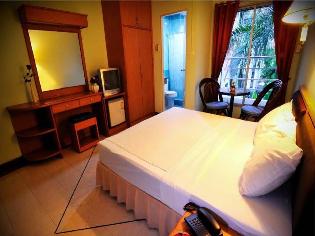 Boonthavon Chiang Mai Exterior foto