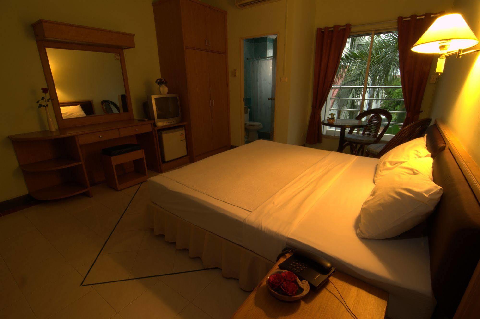 Boonthavon Chiang Mai Exterior foto