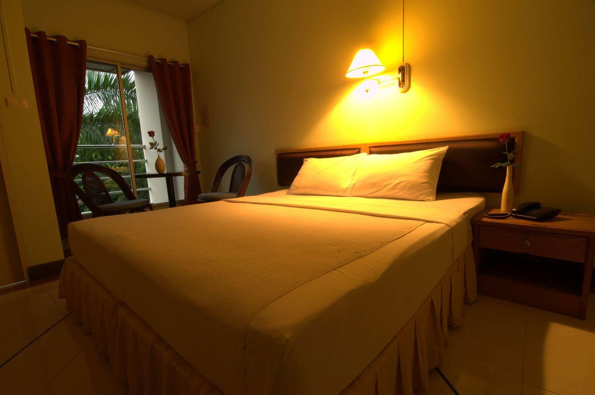 Boonthavon Chiang Mai Exterior foto